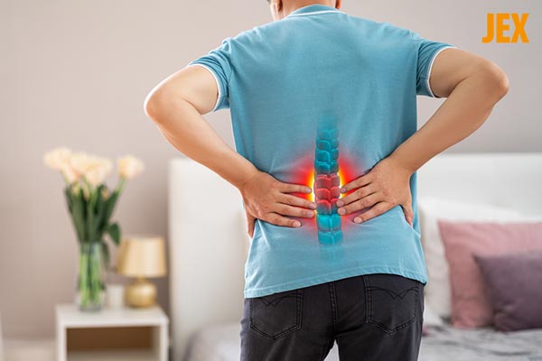 tê đầu ngón tay do thoái hóa cột sống