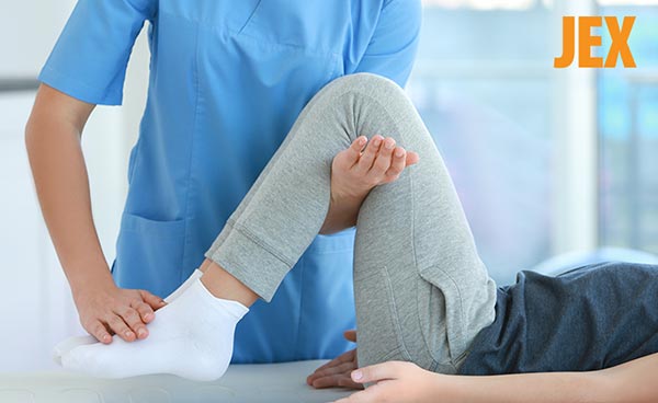 Vật lý trị liệu cứng khớp gối
