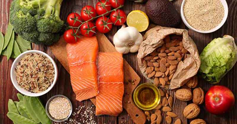 Bị gai cột sống nên và không nên ăn gì?