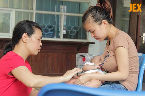 Đau lưng sau sinh: Cách giảm đau tại nhà hiệu quả