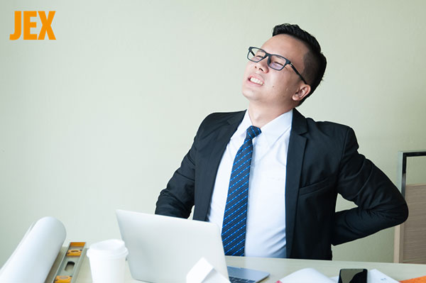 4 vị trí đau lưng thường gặp và nguyên nhân phổ biến