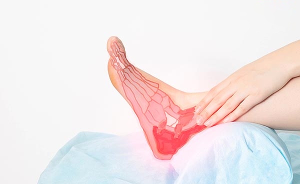 Viêm khớp mắt cá chân: Nguyên nhân, dấu hiệu và cách điều trị