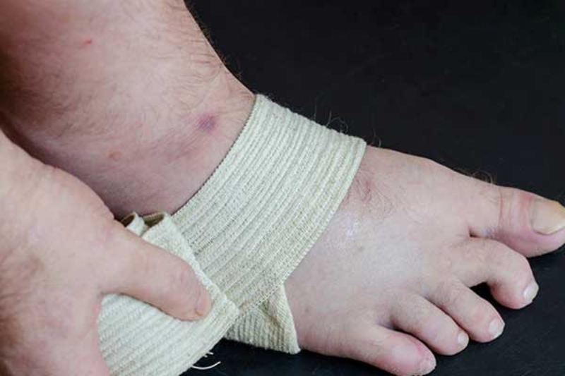 Cố định vùng chấn thương