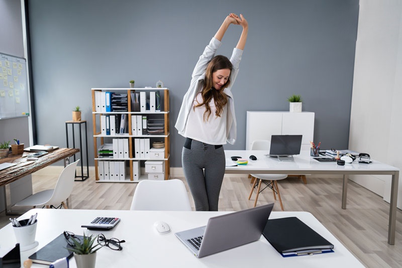 Điều chỉnh thói quen sinh hoạt trị viêm khớp háng