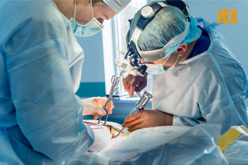 Phẫu thuật trật khớp lưng