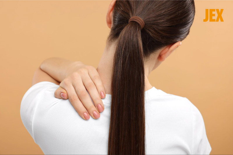Đau nhức là triệu chứng của viêm khớp vai