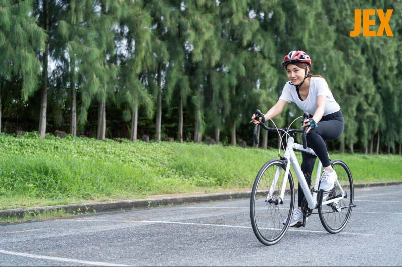 Chú ý tư thế đạp xe cho người thoát vị đĩa đệm