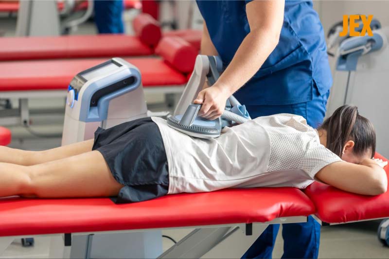 Máy móc thường được kết hợp trong vật lý trị liệu