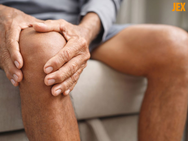 Người lớn tuổi có nguy cơ mắc giả gout