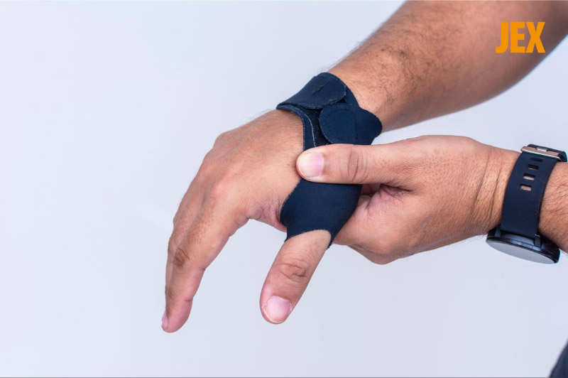 Nẹp hỗ trợ giảm đau khớp ngón tay cái