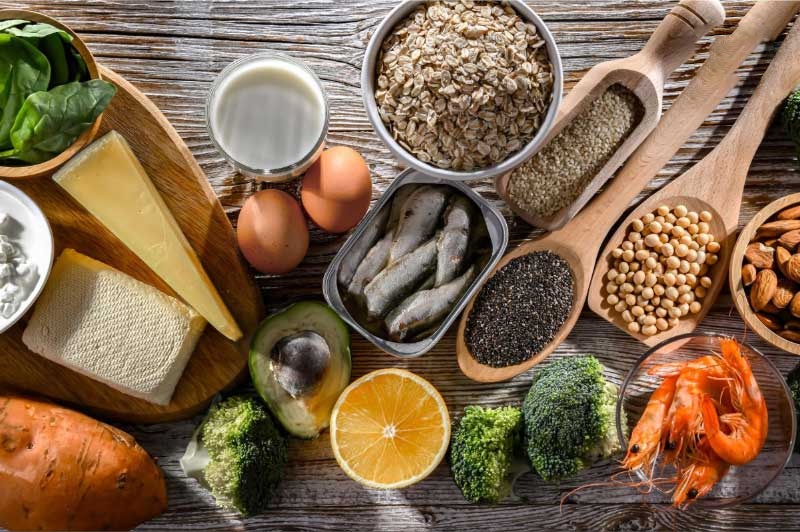 Bổ sung thực phẩm giàu canxi cho người đau xương khớp