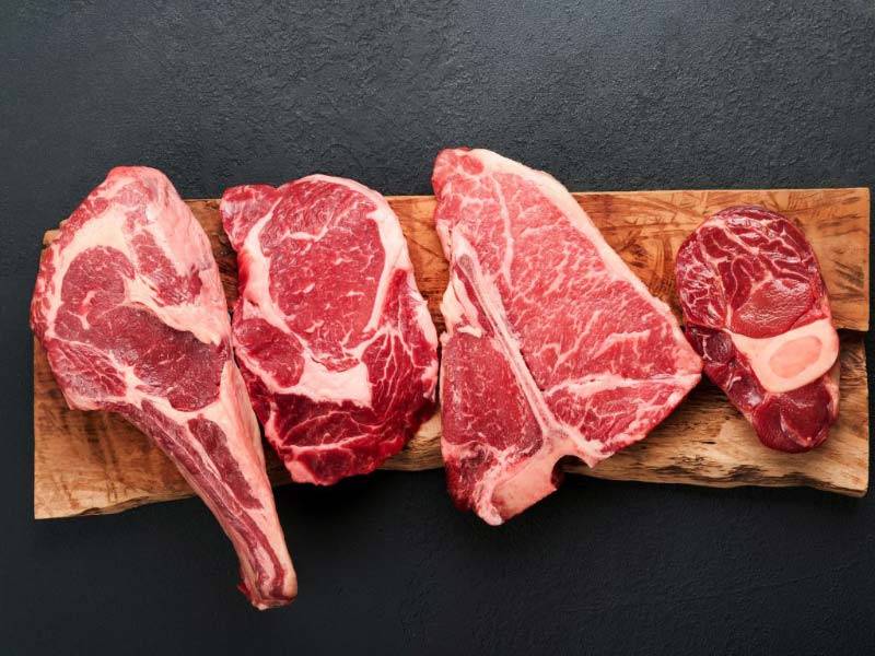 Người bị thoái hóa khớp háng nên kiêng thịt đỏ