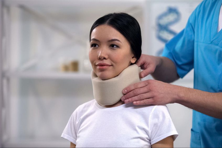 Điều trị đau vai gáy lan xuống cánh tay