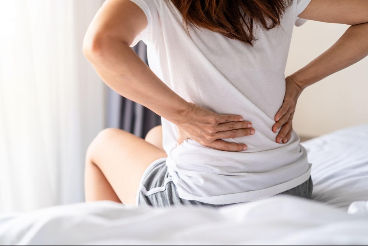 Các vấn đề về cột sống gây viêm bao hoạt dịch khớp háng
