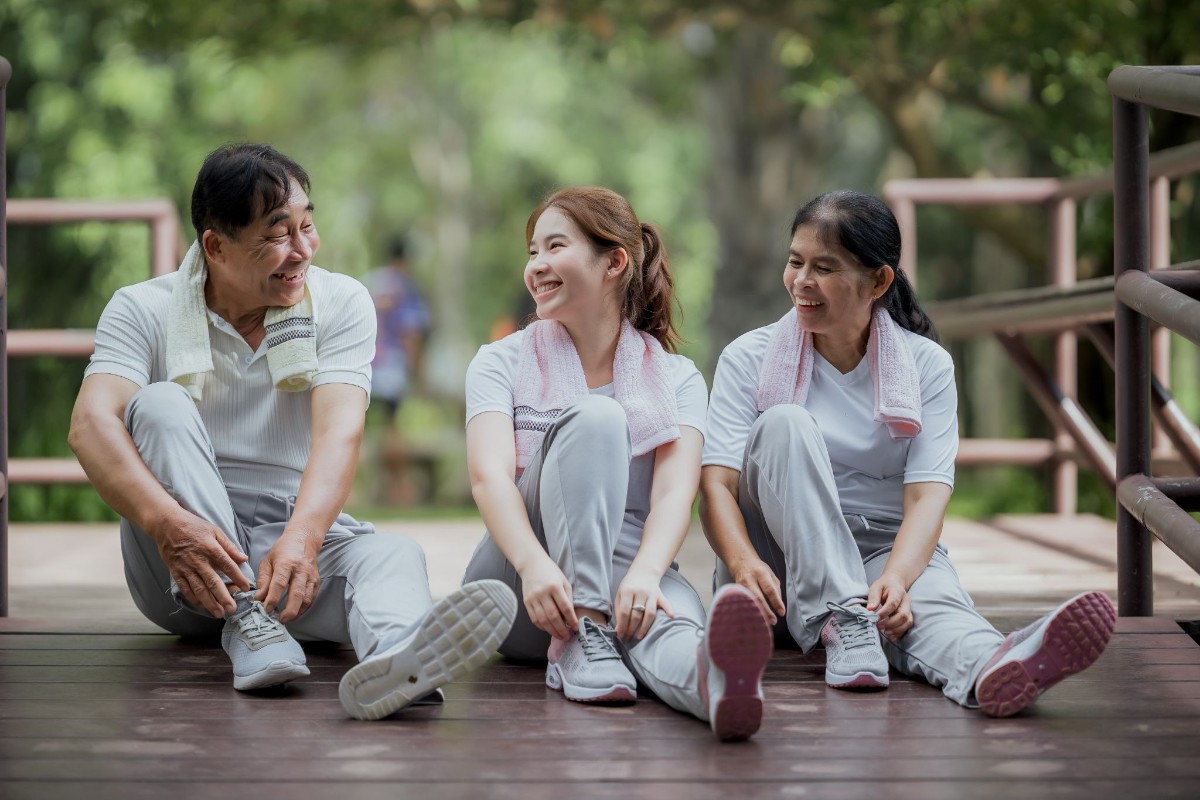 tầm vận động khớp phục thuộc giới tính, tuổi, sức khỏe